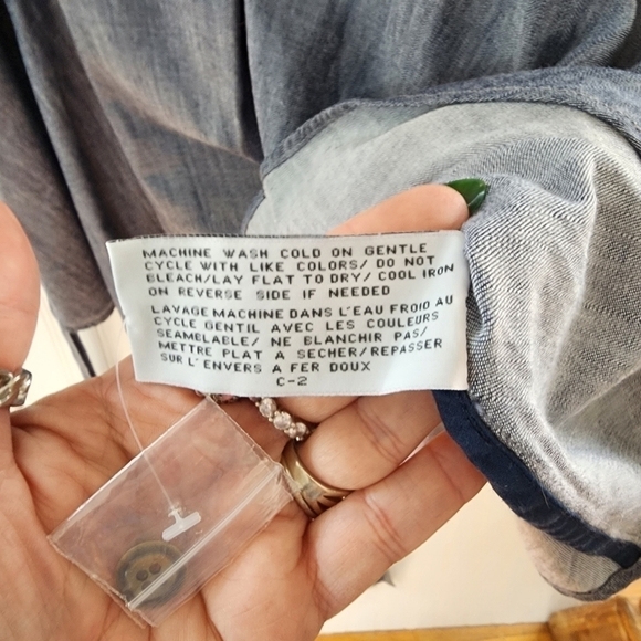 Tulle sleeveless dress low v-neck upper gray cotton, bottom blue chambray NWT - Picture 9 of 10